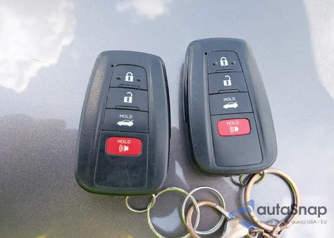 2020 Toyota Camry Se z USA, uszkodzony, nr VIN 4T1M11AK5LU908103